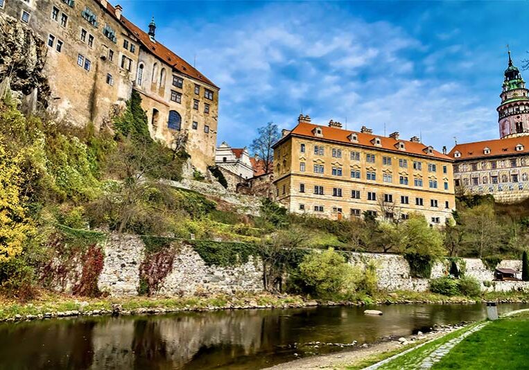 A beautiful panoramic shot of the Cesky Krumlov Castle beside the Vltava river in Czech Republic